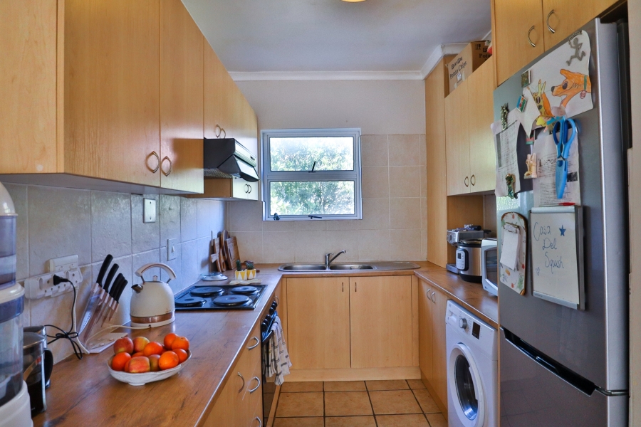 2 Bedroom Property for Sale in Sea Point Western Cape